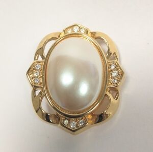 Vintage Monet Faux Pearl Crystal Gold Tone Large Brooch Elegant Pin Signed